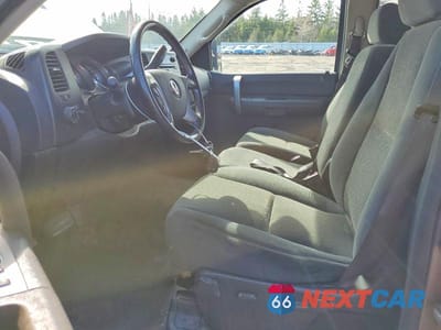 Zdjęcie 7 z 12 samochodu: 2008 GMC SIERRA K1500 VIN:2GTEK13M181319668 - miniatura