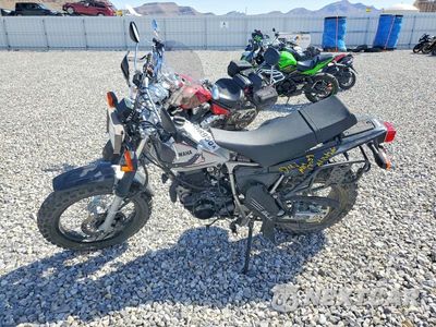 Trzecie zdjęcie samochodu z tyłu: 2025 YAMAHA TW200 VIN:JYA3AWE02SA196117 - miniatura