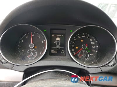 Zdjęcie 9 z 12 samochodu: 2010 VOLKSWAGEN GOLF VIN:WVWBB7AJ9AW263900 - miniatura