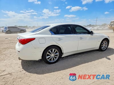 Trzecie zdjęcie samochodu z tyłu: 2017 INFINITI Q50 3.0T PREMIUM VIN:JN1EV7APXHM732185 - miniatura