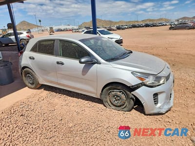Czwarte zdjęcie samochodu z boku: 2018 KIA RIO 5-DOOR LX VIN:3KPA25AB2JE088828 - miniatura