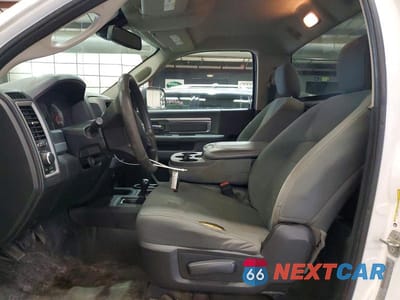 Zdjęcie 7 z 12 samochodu: 2018 RAM 2500 ST VIN:3C6MR5AJ3JG283266 - miniatura