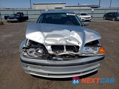 Piąte zdjęcie samochodu w środku: 2001 BMW 330 I VIN:WBAAV53471FT01765 - miniatura