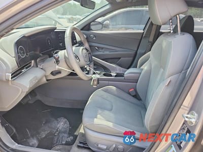Zdjęcie 7 z 12 samochodu: 2021 HYUNDAI ELANTRA SEL VIN:KMHLN4AGXMU140312 - miniatura