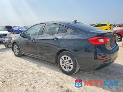 Drugie zdjęcie samochodu z przodu: 2019 CHEVROLET CRUZE LS VIN:1G1BC5SM7K7122547 - miniatura