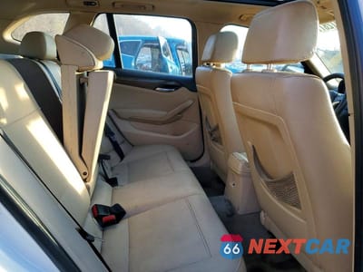 Zdjęcie 11 z 12 samochodu: 2014 BMW X1 XDRIVE28I VIN:WBAVL1C58EVY15077 - miniatura