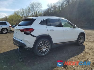 Trzecie zdjęcie samochodu z tyłu: 2021 MERCEDES-BENZ GLA 250 4MATIC VIN:W1N4N4HB1MJ213001 - miniatura