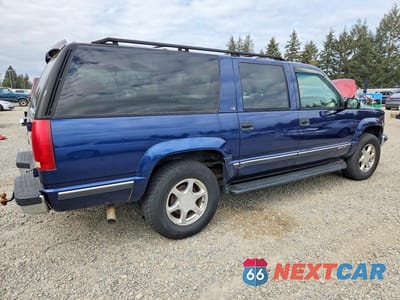 Trzecie zdjęcie samochodu z tyłu: 1998 CHEVROLET SUBURBAN K1500 VIN:1GNFK16R3WJ315384 - miniatura