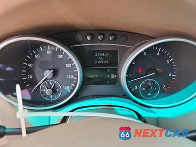 Zdjęcie 9 z 13 samochodu: 2008 MERCEDES-BENZ ML 350 VIN:4JGBB86E58A385206 - miniatura
