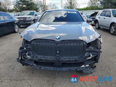 Piąte zdjęcie samochodu w środku: 2021 BMW 740 XI VIN:WBA7T4C05MCG08402 - miniatura