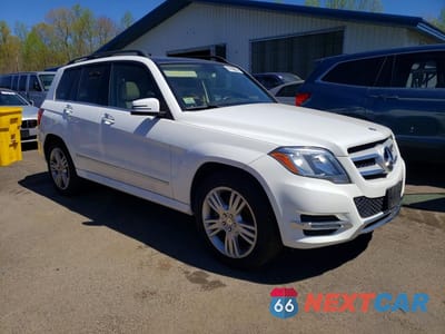 Czwarte zdjęcie samochodu z boku: 2015 MERCEDES-BENZ GLK 350 4MATIC VIN:WDCGG8JB2FG349132 - miniatura