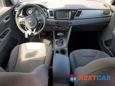 Zdjęcie 8 z 12 samochodu: 2019 KIA NIRO LX VIN:KNDCB3LC7K5245558 - miniatura