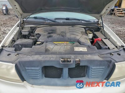 Zdjęcie 12 z 13 samochodu: 2004 LINCOLN TOWNHOUSE AVIATOR VIN:5LMEU88H24ZJ44887 - miniatura