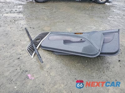 Zdjęcie 13 z 13 samochodu: 1999 HONDA CIVIC DX VIN:2HGEJ6347XH106263 - miniatura