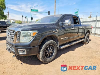 2016 NISSAN TITAN XD PLATINUM RESERVE 1N6BA1F40GN503284 - główne zdjęcie licytacji z USA - miniatura