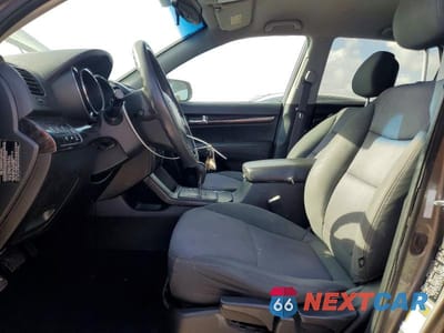 Zdjęcie 7 z 13 samochodu: 2012 KIA SORENTO LX VIN:5XYKT3A63CG206447 - miniatura