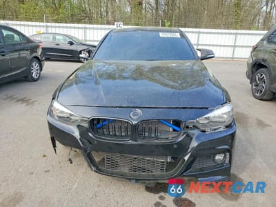 Piąte zdjęcie samochodu w środku: 2017 BMW 330 XI VIN:WBA8D9G31HNU65023 - miniatura