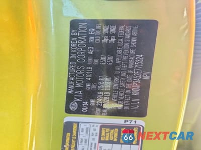 Zdjęcie 12 z 12 samochodu: 2014 KIA SOUL + VIN:KNDJP3A52E7715324 - miniatura