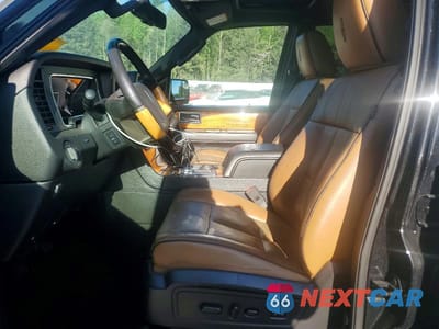 Zdjęcie 7 z 13 samochodu: 2014 LINCOLN NAVIGATOR L VIN:5LMJJ3H56EEL05332 - miniatura