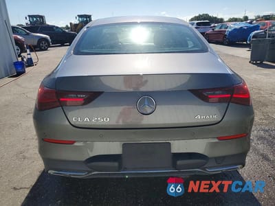 Zdjęcie 6 z 13 samochodu: 2025 MERCEDES-BENZ CLA 250 4MATIC VIN:W1K5J4HB2SN509681 - miniatura
