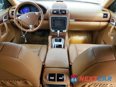 Zdjęcie 8 z 13 samochodu: 2008 PORSCHE CAYENNE VIN:WP1AA29P08LA05074 - miniatura