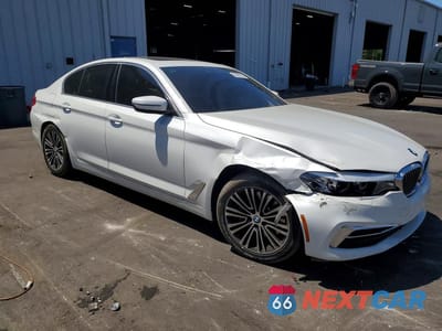 Czwarte zdjęcie samochodu z boku: 2019 BMW 530 I VIN:WBAJA5C55KWW22094 - miniatura