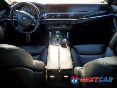 Zdjęcie 8 z 12 samochodu: 2013 BMW 550 I VIN:WBAFR9C52DDX80431 - miniatura