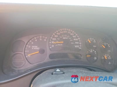 Zdjęcie 9 z 12 samochodu: 2003 CHEVROLET SILVERADO C1500 VIN:2GCEC19T631407863 - miniatura
