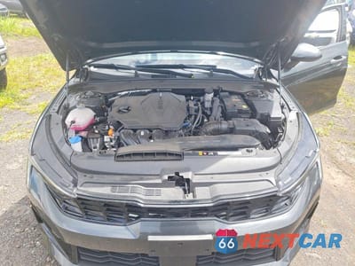 Zdjęcie 11 z 12 samochodu: 2025 KIA K5 LXS VIN:KNAG24J72S5357212 - miniatura