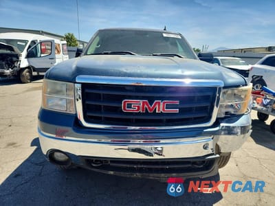 Piąte zdjęcie samochodu w środku: 2007 GMC NEW SIERRA C1500 VIN:2GTEC13JX71590052 - miniatura