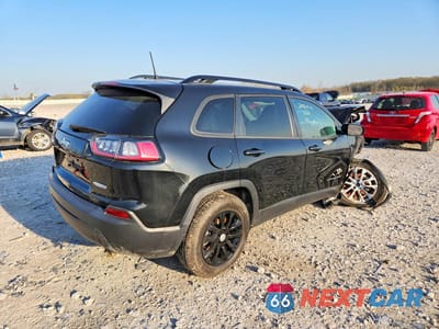Trzecie zdjęcie samochodu z tyłu: 2022 JEEP CHEROKEE LATITUDE LUX VIN:1C4PJMMN7ND535481 - miniatura