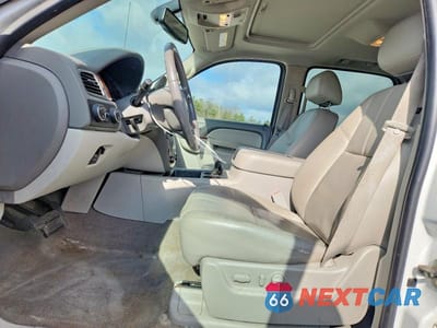 Zdjęcie 7 z 12 samochodu: 2011 CHEVROLET AVALANCHE LT VIN:3GNTKFE38BG251741 - miniatura