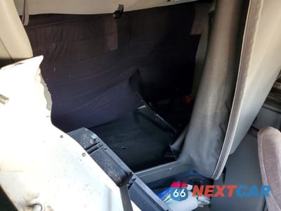 Zdjęcie 6 z 10 samochodu: 2023 VOLVO VN VNL VIN:4V4NC9EH2PN329879 - miniatura