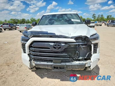 Piąte zdjęcie samochodu w środku: 2025 TOYOTA TUNDRA SR5 VIN:5TFLA5DB5SX290720 - miniatura