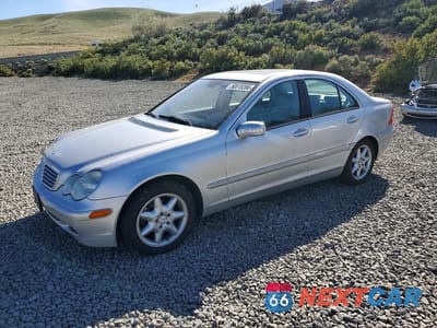 2004 MERCEDES-BENZ C 240 4MATIC WDBRF81J64F502962 - główne zdjęcie licytacji z USA - miniatura