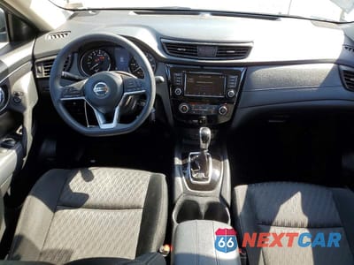 Zdjęcie 8 z 13 samochodu: 2018 NISSAN ROGUE S VIN:KNMAT2MV1JP551088 - miniatura