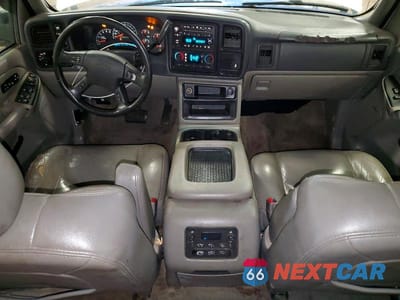 Zdjęcie 8 z 13 samochodu: 2006 CHEVROLET TAHOE K1500 VIN:1GNEK13T46R107205 - miniatura