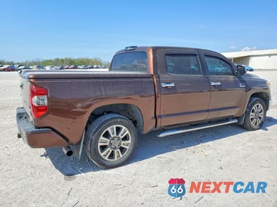 Trzecie zdjęcie samochodu z tyłu: 2014 TOYOTA TUNDRA 1794 EDITION VIN:5TFAW5F19EX360236 - miniatura