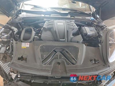 Zdjęcie 11 z 12 samochodu: 2023 PORSCHE MACAN S VIN:WP1AG2A59PLB40237 - miniatura