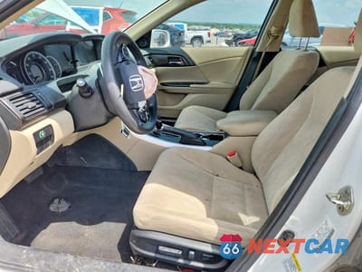 Zdjęcie 7 z 13 samochodu: 2014 HONDA ACCORD EX VIN:1HGCR2F7XEA162014 - miniatura