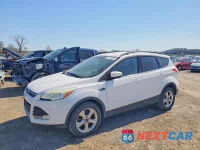2015 FORD ESCAPE SE 1FMCU9GX9FUB09031 - główne zdjęcie licytacji z USA - miniatura