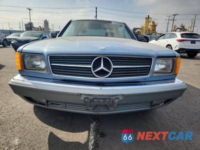 Piąte zdjęcie samochodu w środku: 1985 MERCEDES-BENZ 500 SEC VIN:WDBCA44D0FA169080 - miniatura