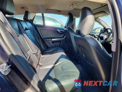 Zdjęcie 10 z 13 samochodu: 2017 VOLVO V60 PREMIER VIN:YV140MSK7H1333903 - miniatura