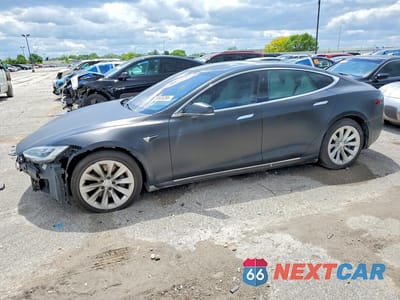 2017 TESLA MODEL S 5YJSA1E2XHF193468 - główne zdjęcie licytacji z USA - miniatura