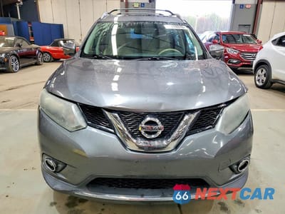Piąte zdjęcie samochodu w środku: 2015 NISSAN ROGUE SV VIN:5N1AT2MV1FC794734 - miniatura