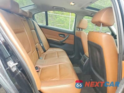 Zdjęcie 10 z 12 samochodu: 2011 BMW 335 XI VIN:WBAPL5C58BA918969 - miniatura