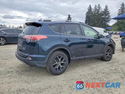 Trzecie zdjęcie samochodu z tyłu: 2018 TOYOTA RAV4 HV SE VIN:JTMJJREV7JD217582 - miniatura