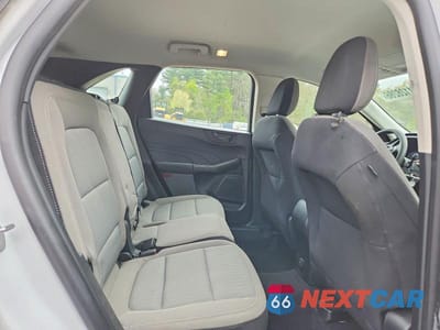 Zdjęcie 11 z 13 samochodu: 2022 FORD ESCAPE S VIN:1FMCU9F64NUA85115 - miniatura
