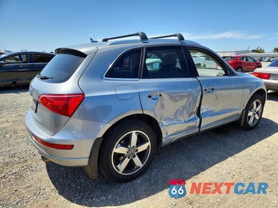 Trzecie zdjęcie samochodu z tyłu: 2010 AUDI Q5 PRESTIGE VIN:WA1VKAFP7AA054461 - miniatura