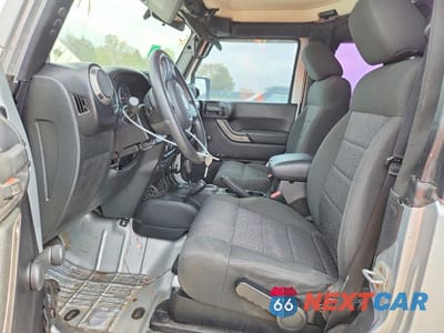 Zdjęcie 7 z 13 samochodu: 2011 JEEP WRANGLER SPORT VIN:1J4AA2D18BL636113 - miniatura